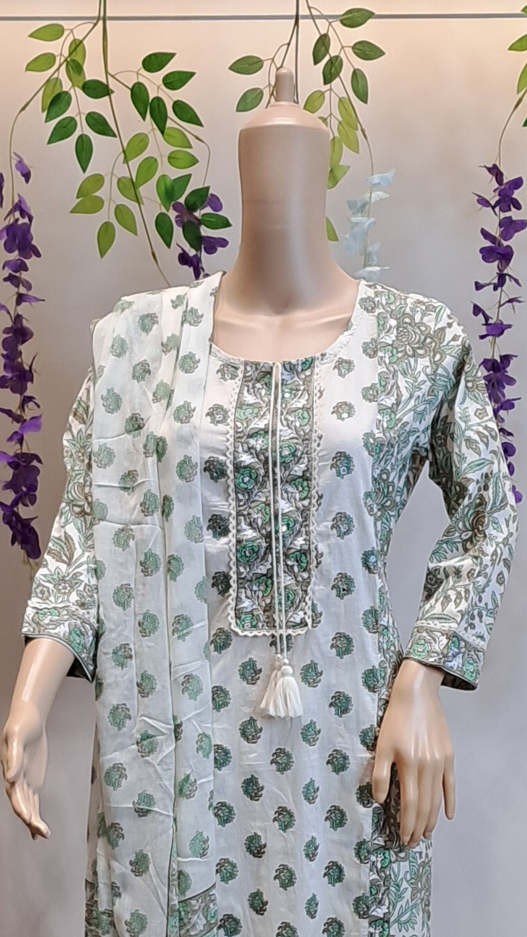Green & White Jaipur Cotton Punjabi Suit