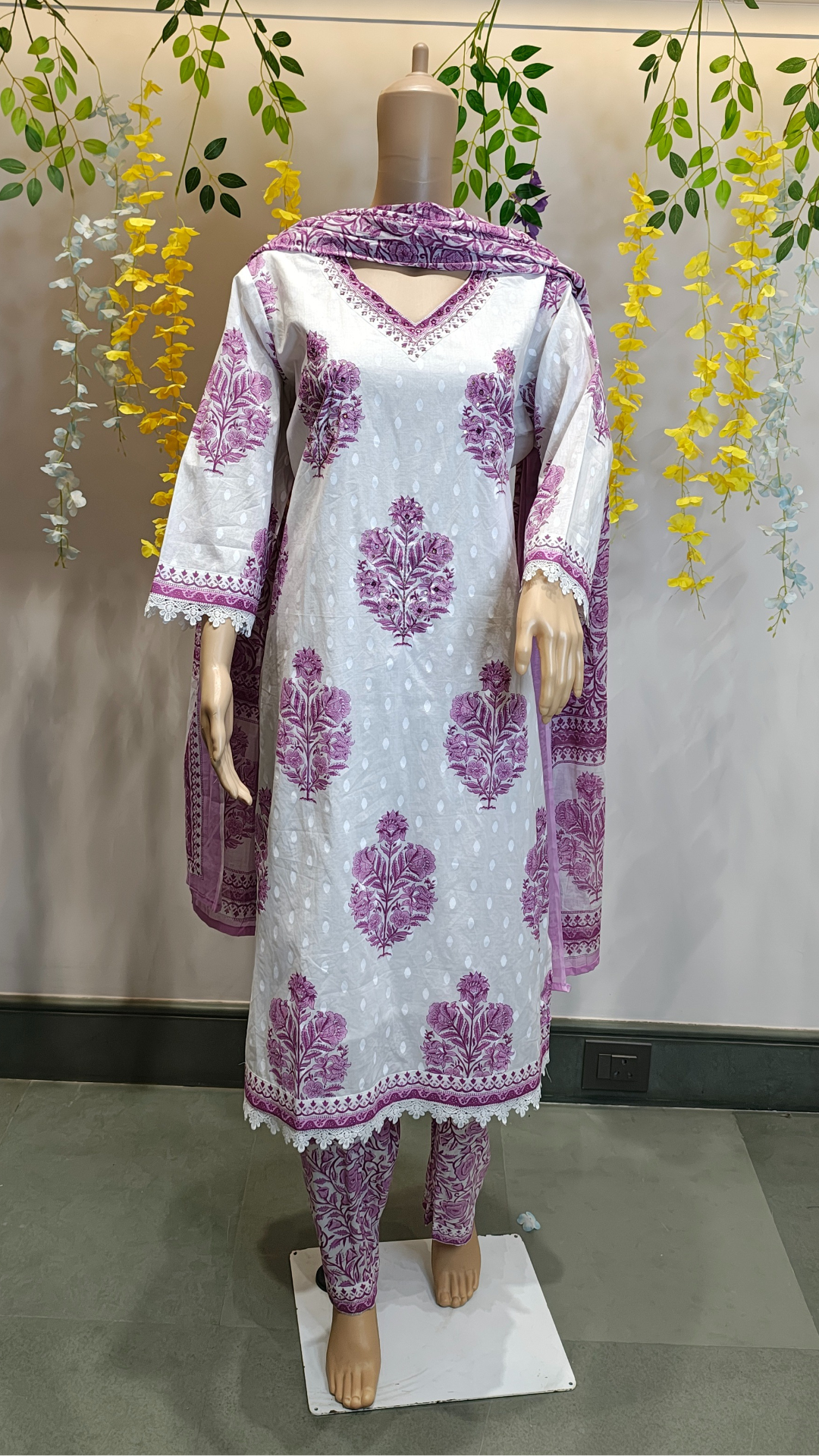 Lavender Bloom Cotton Punjabi Suit – Mihaar
