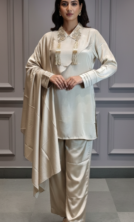 Pearl Glow shimmer Silk Indowestern set for Women