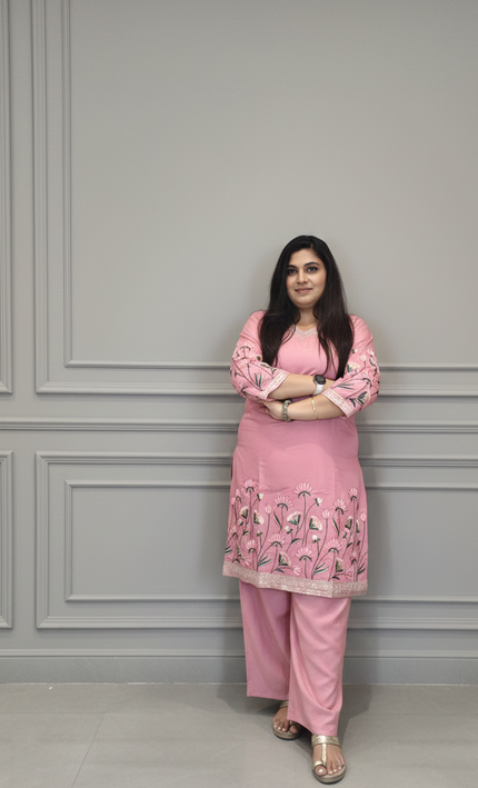 Blush Pink Embroidered Kurta Set – A Feminine Classic with Graceful Detailing