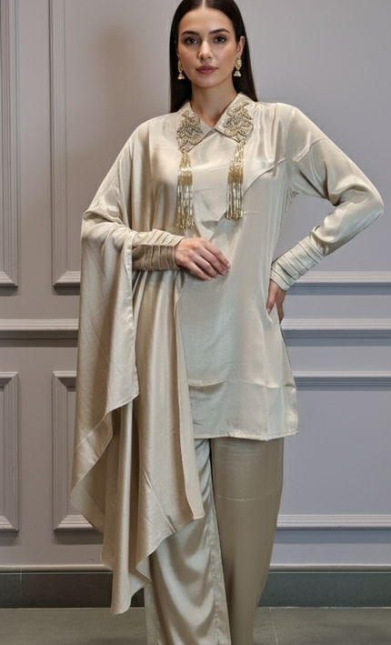 Pearl Glow shimmer Silk Indowestern set for Women