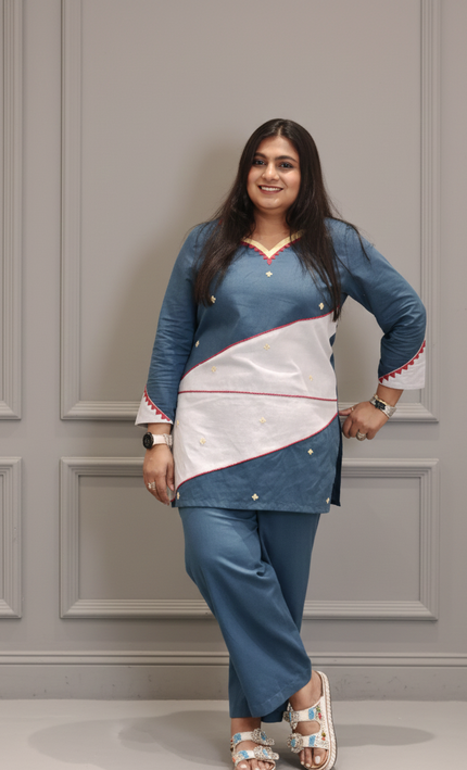 IndiGlow Thread Kurta Set