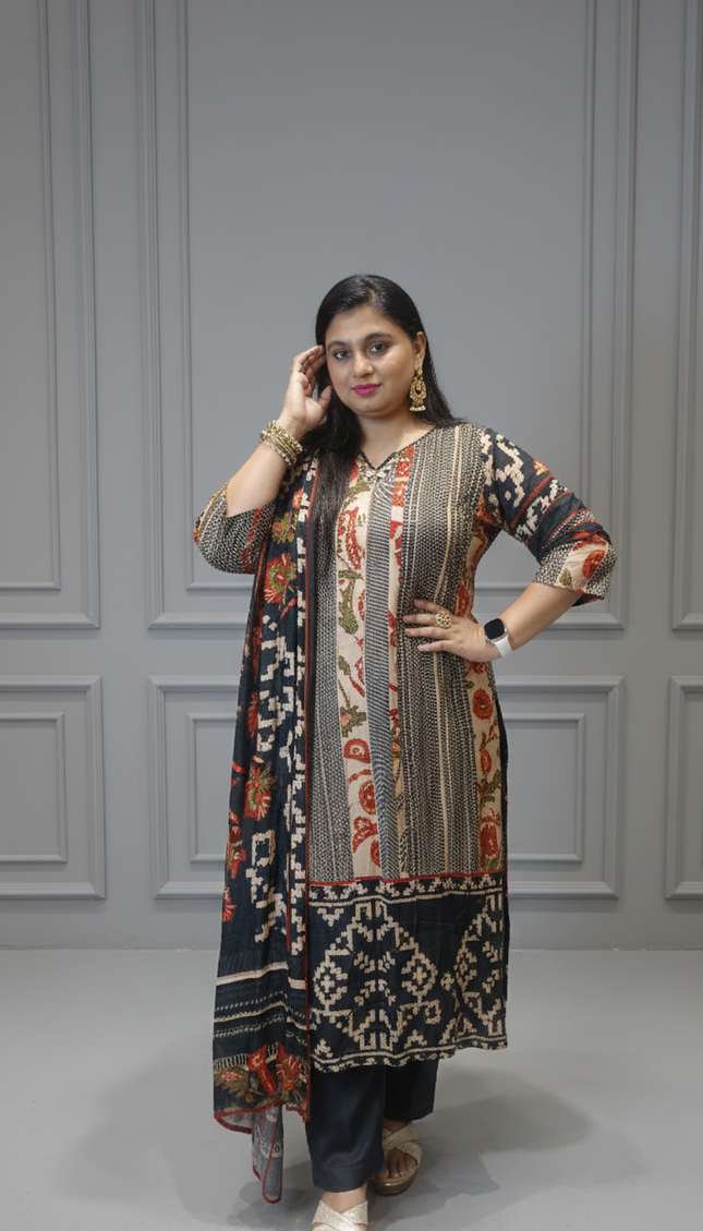 Black Punjabi Suit – Elegant & Timeless Ethnic Wear for Women