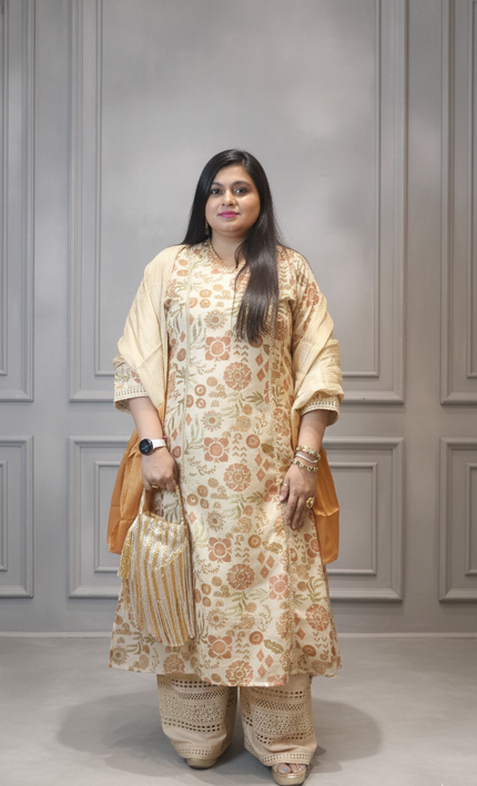Elegant Cream Punjabi Suit – Classic Ethnic Wear for Women