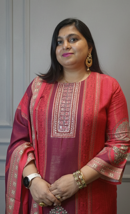 Red Ethnic Printed Kurta Set with Mirror Work Detailing