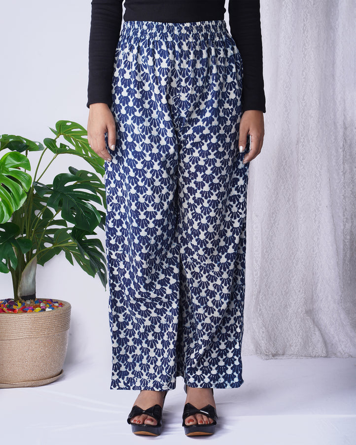 Breezy Batic Print Cotton Pants For Women