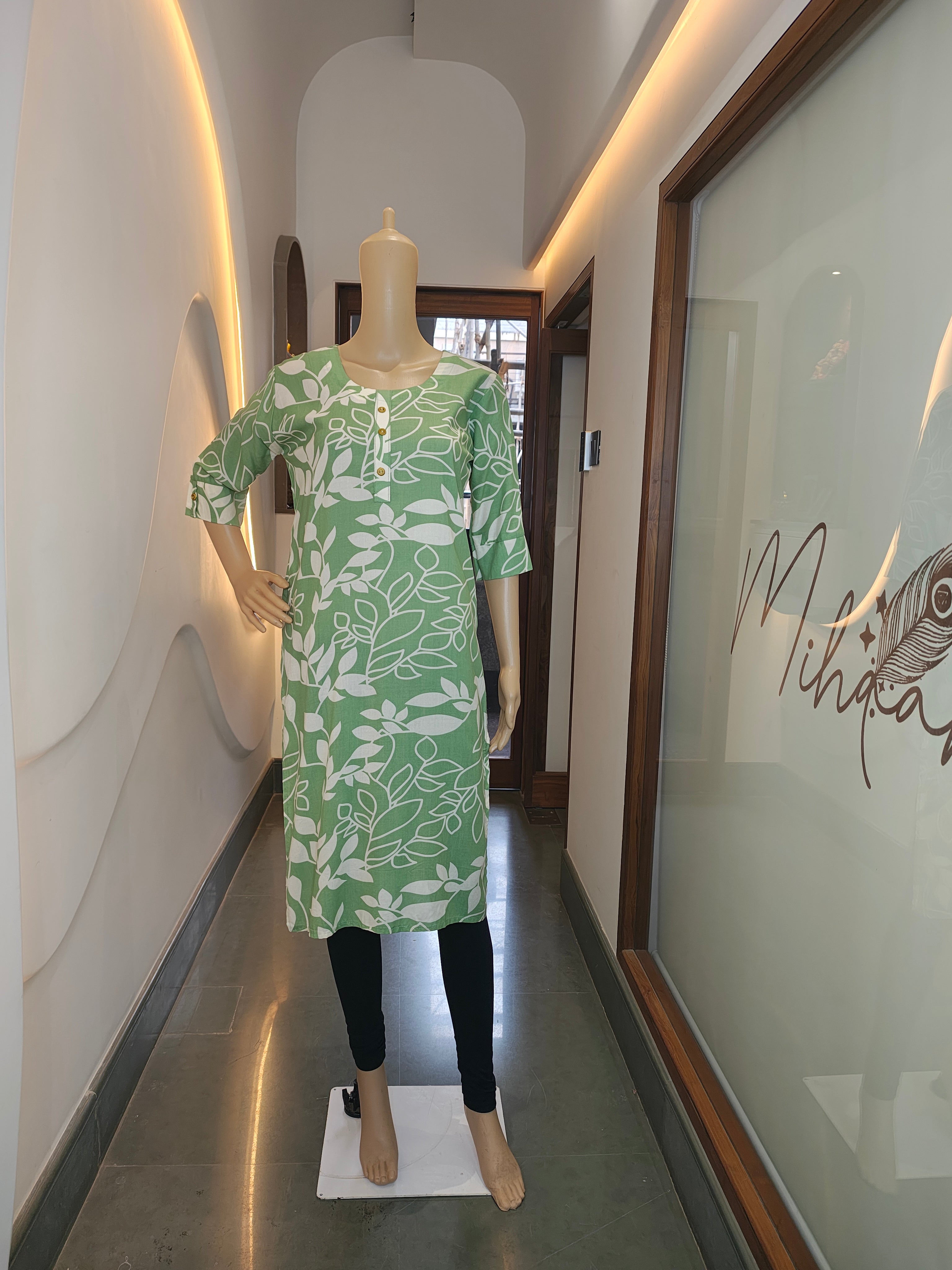 Mint Green Floral Printed Cotton Kurti – Fresh & Breezy Everyday Wear