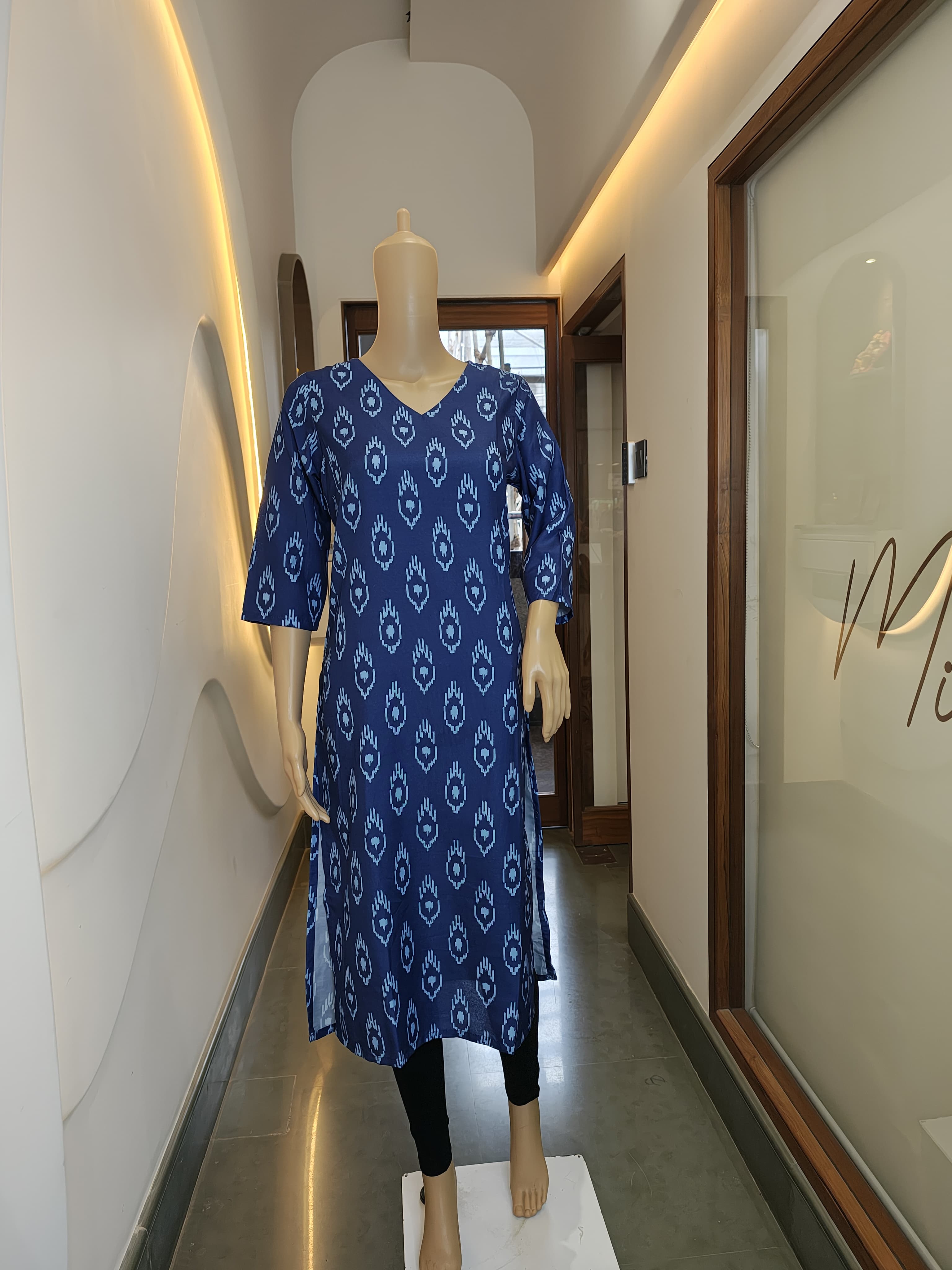 Indigo Charm Handblock Printed Cotton Kurti – Everyday Elegance
