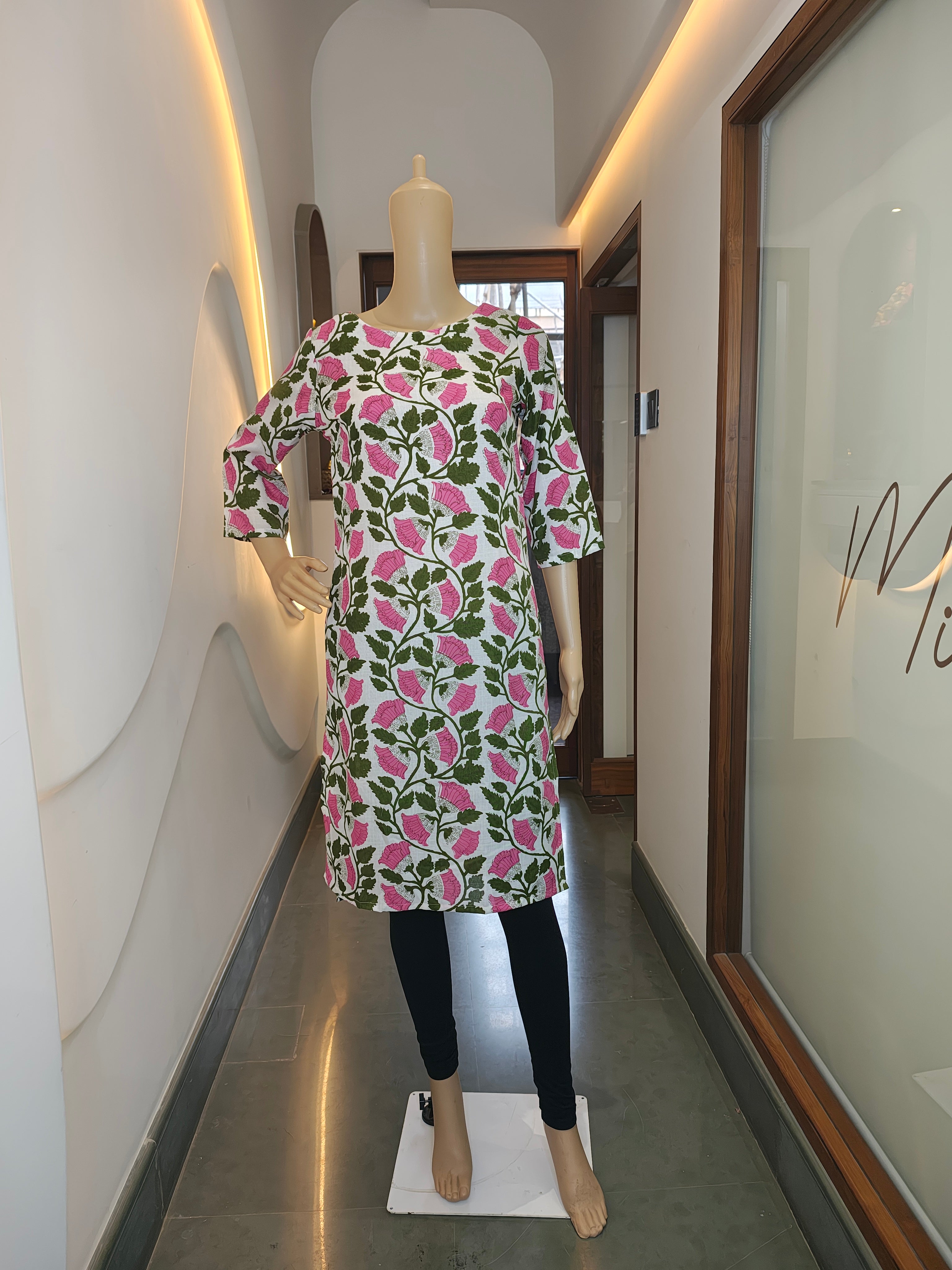 Blush Bloom Cotton Kurti – Soft, Fresh & Effortlessly Feminine
