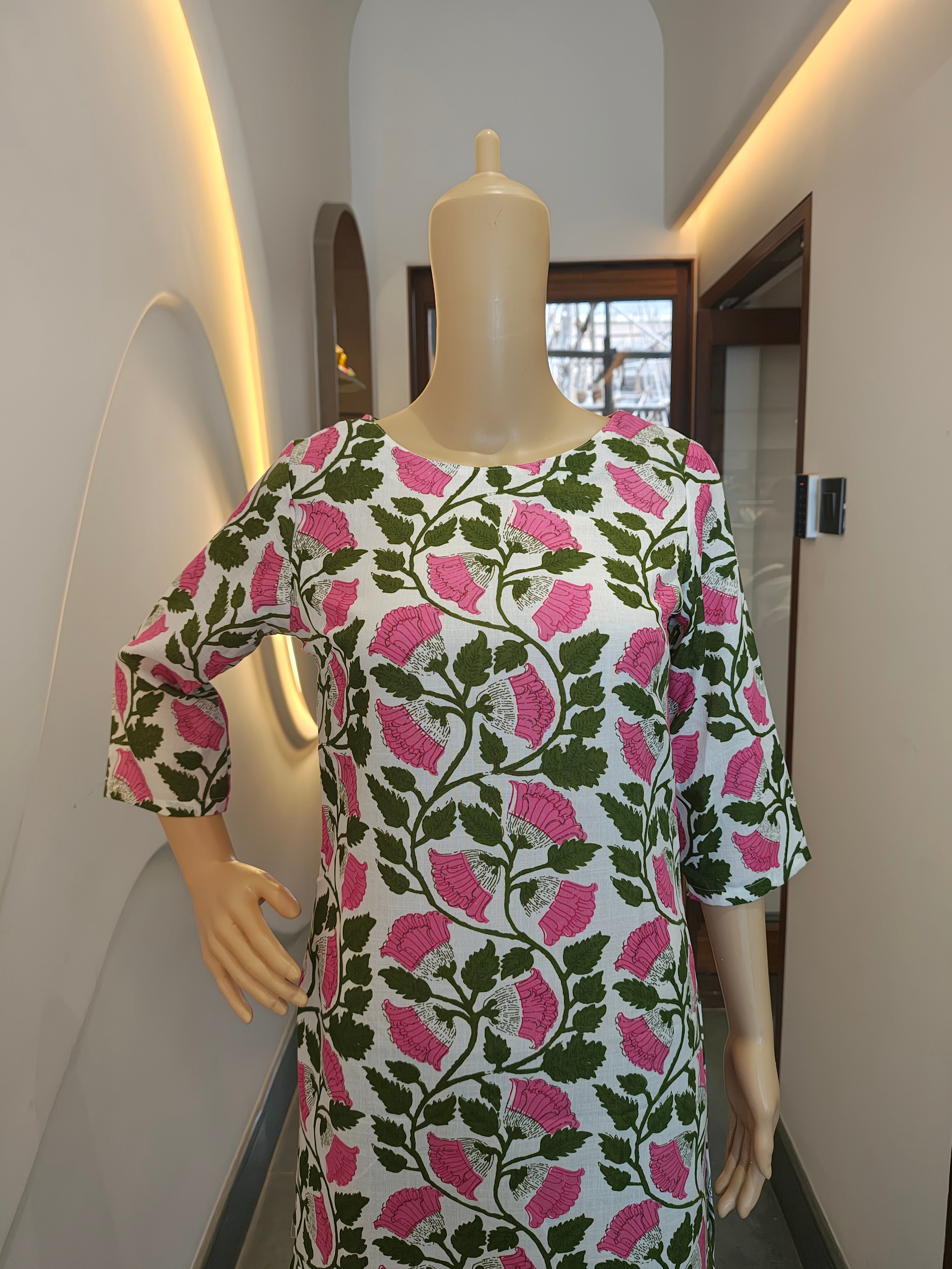 Blush Bloom Cotton Kurti – Soft, Fresh & Effortlessly Feminine