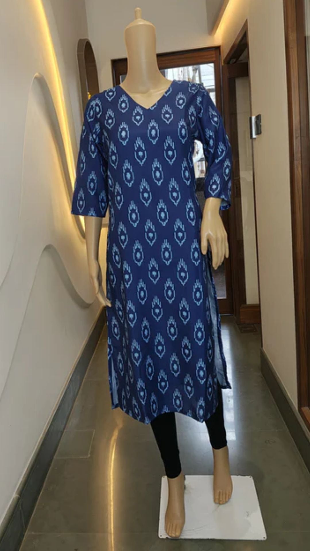 Indigo Charm Handblock Printed Cotton Kurti – Everyday Elegance
