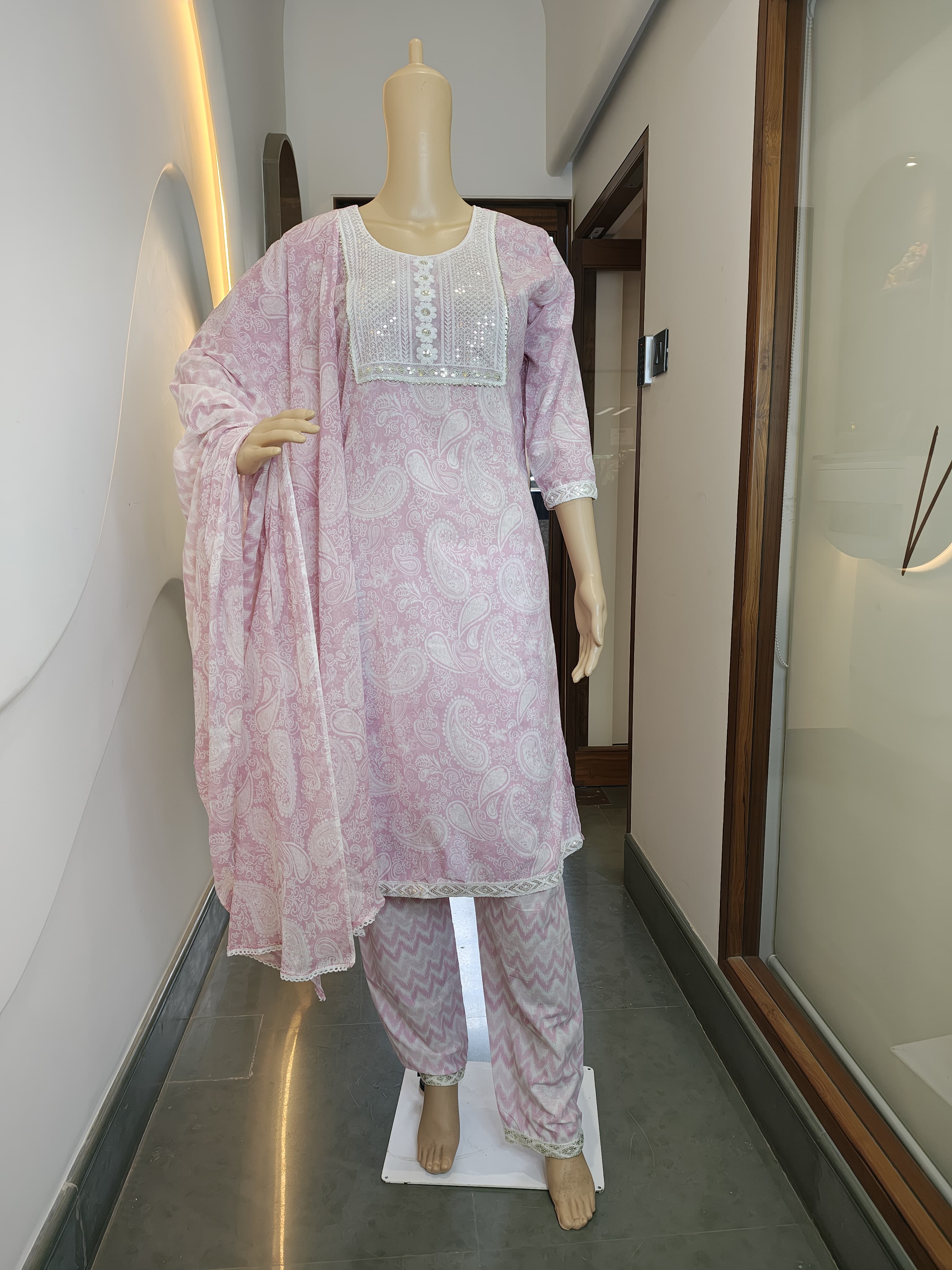 Soft Rose Printed Cotton Suit Set with Lace Detailing (3-Piece)