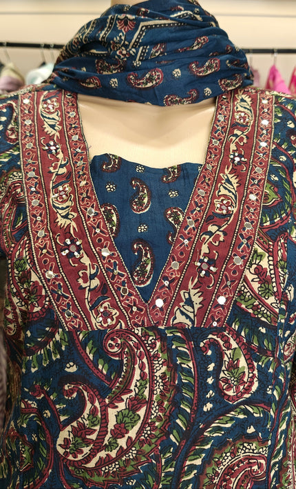 The Midnight Bagh Block 3Piece Suit For Women