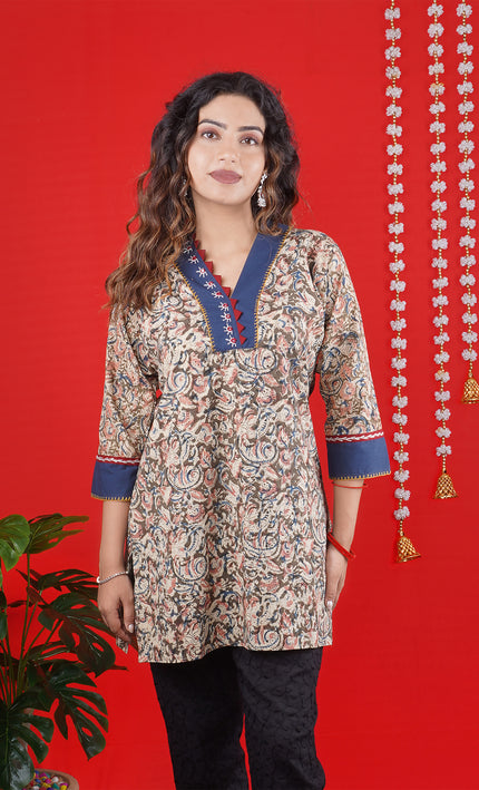 Chic Red Handcrafted Cotton Short Top