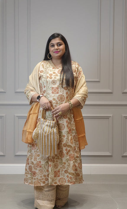 Elegant Cream Punjabi Suit – Classic Ethnic Wear for Women