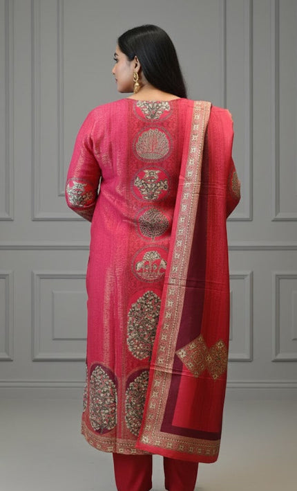 Red Ethnic Printed Kurta Set with Mirror Work Detailing