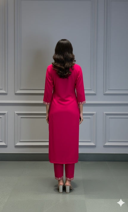 Royal Kashmiri Rani Kurta Set